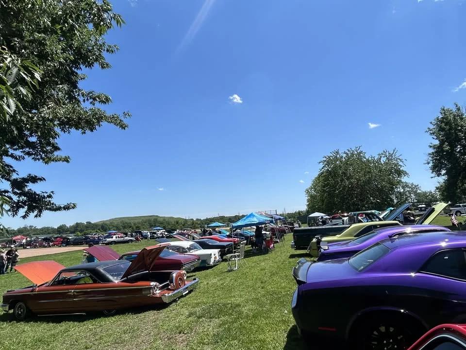 Watersedge Fall Car Show