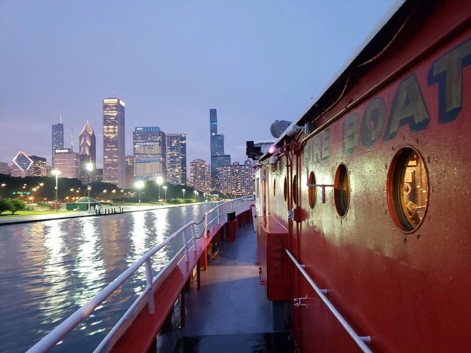 Chicago Fireworks Aboard Legendary Chicago Fire Boats!
