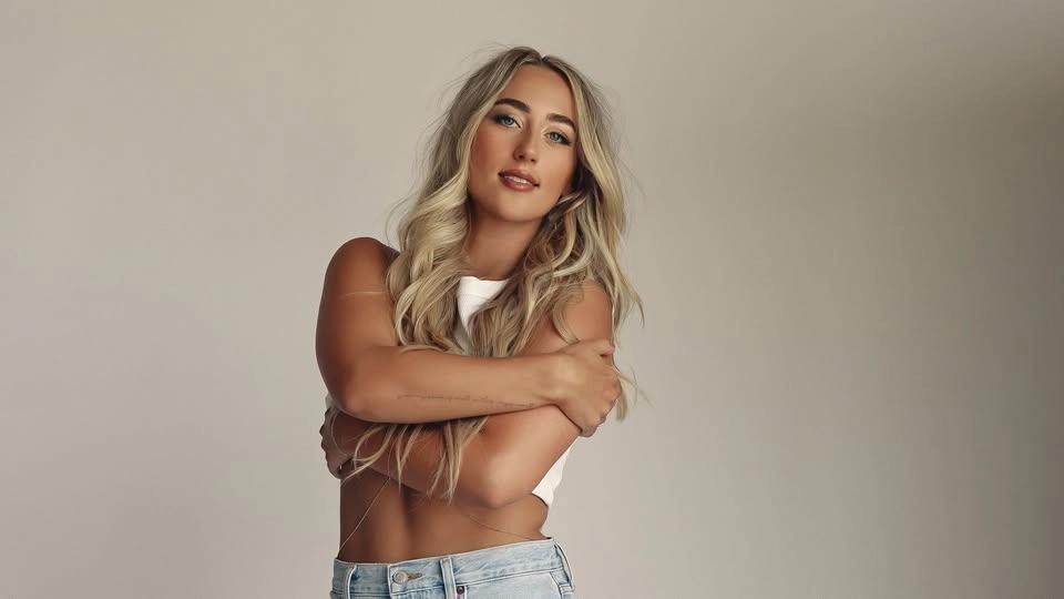 Ashley Cooke: The Baby Blues Tour