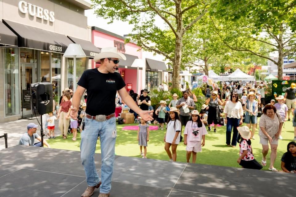 Country Line Dancing
