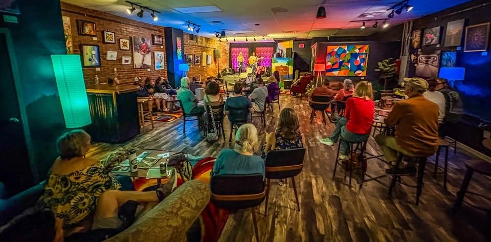 🎶Open Stage Mondays at The Dream Bean ☕ | Music • Poetry • Community 🎭