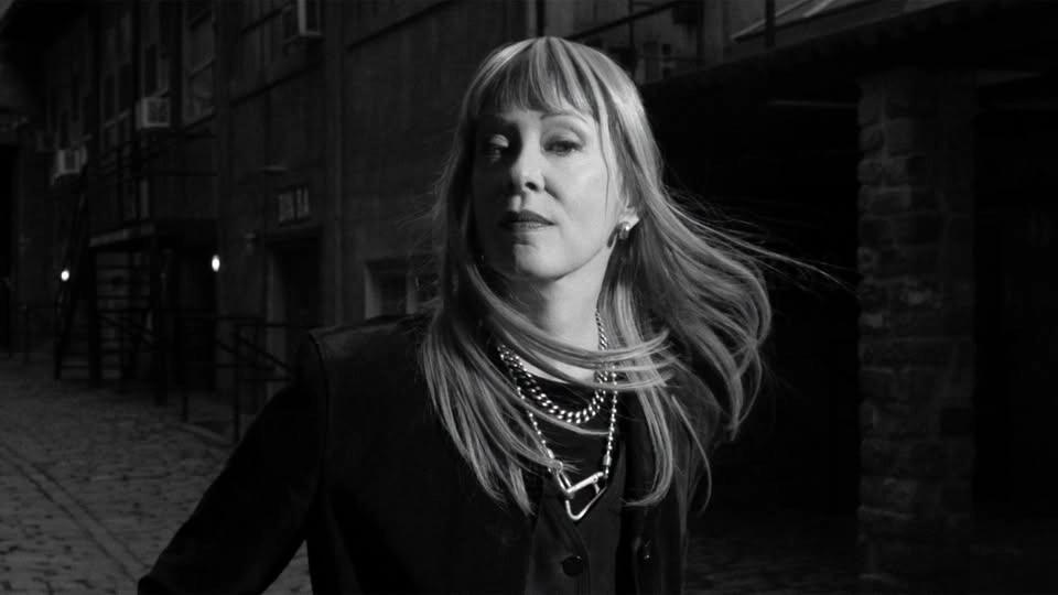 Suzanne Vega - Flying With Angels