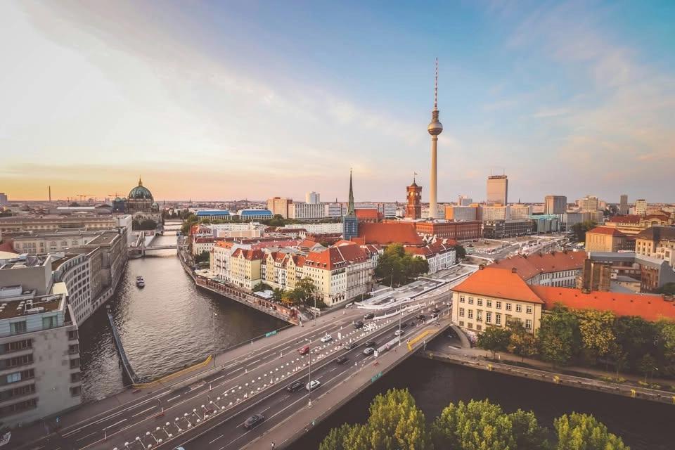 Solo travellers: casual hangout in Berlin (4pm)