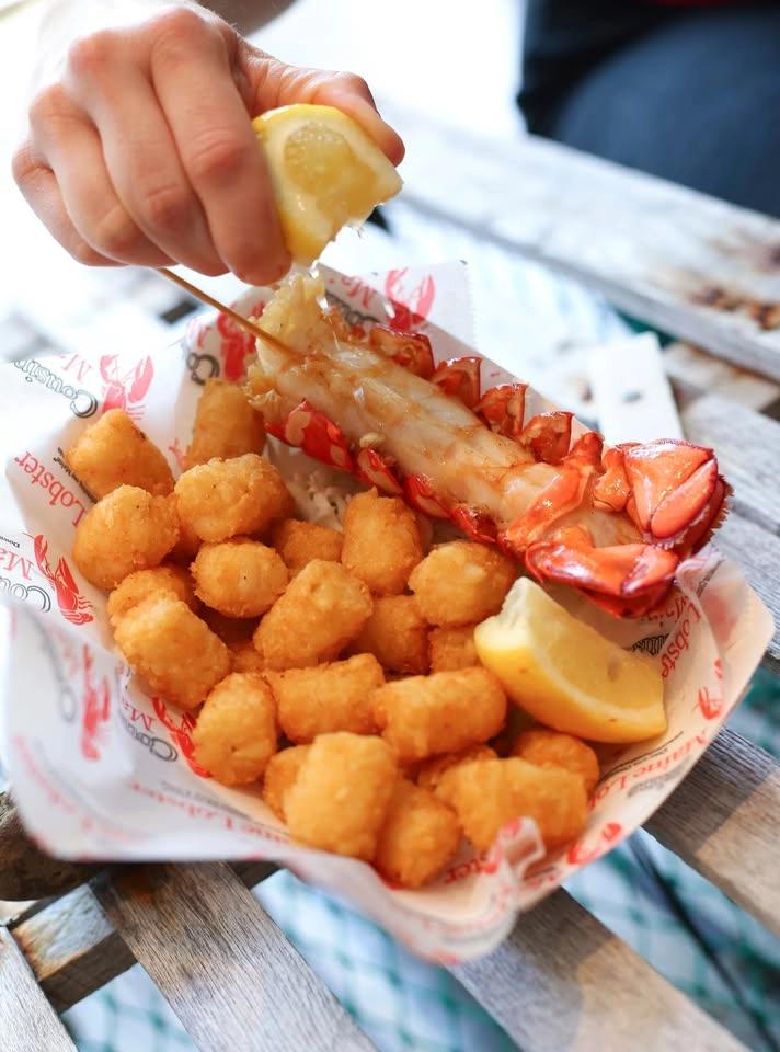 Cousins Maine Lobster in Rancho Cordova: Zinfandel Village Apartments