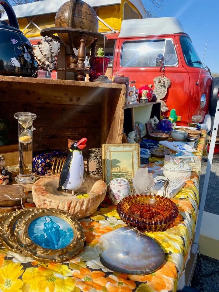 The Boise Flea- SEPTEMBER *BONUS* FLEA