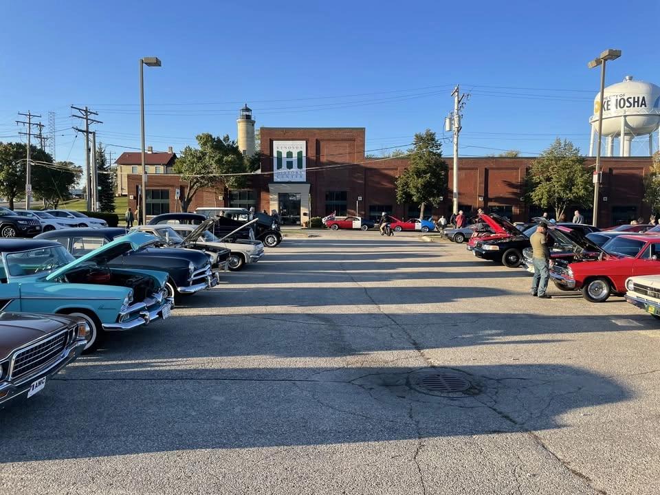 Classic Car Cruise-ins