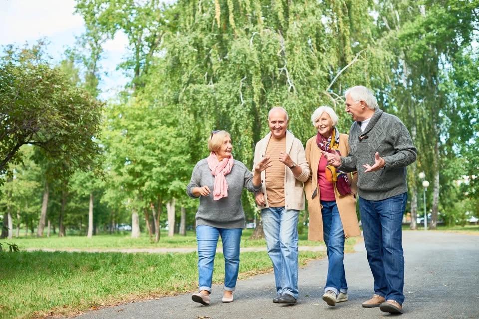 Join Parkland at the Common for Senior’s Hour