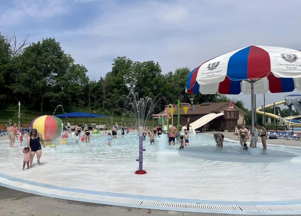 Tot Splash Time