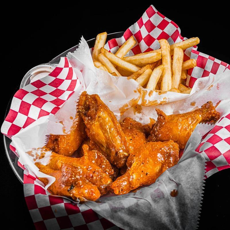 Post Deadline Wings Hosted by Xero