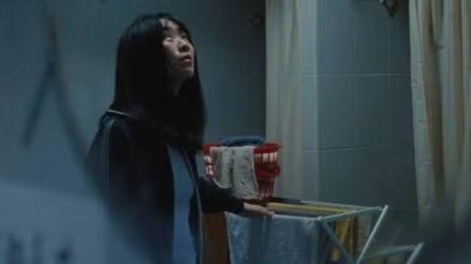 Blue Sun Palace (English/Mandarin w/ English Subtitles)