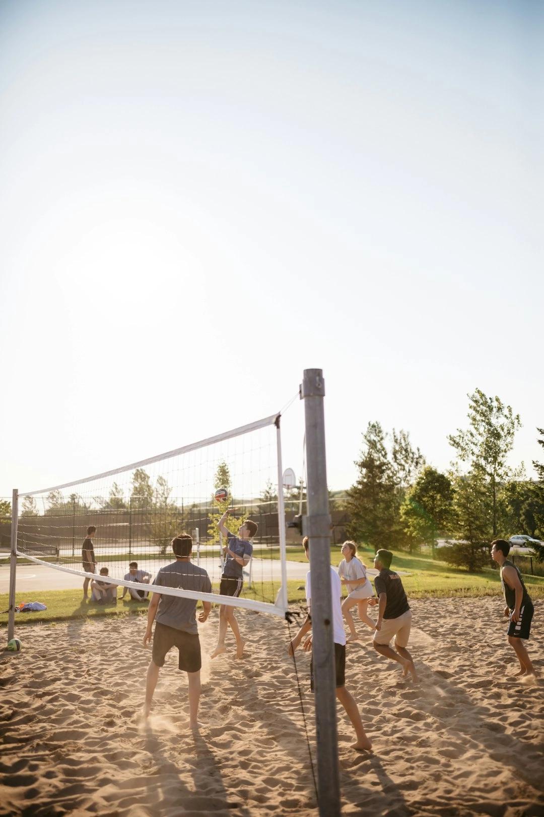 Impact Play — Beach Volleyball & Networking