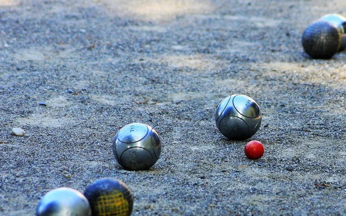 Boule med Aktivitetshuset Tuben