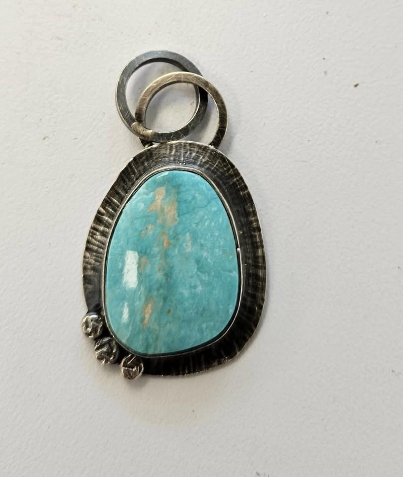 Jeff Fulkerson teaching: Intro to SilverSmithing - Making a Pendant!