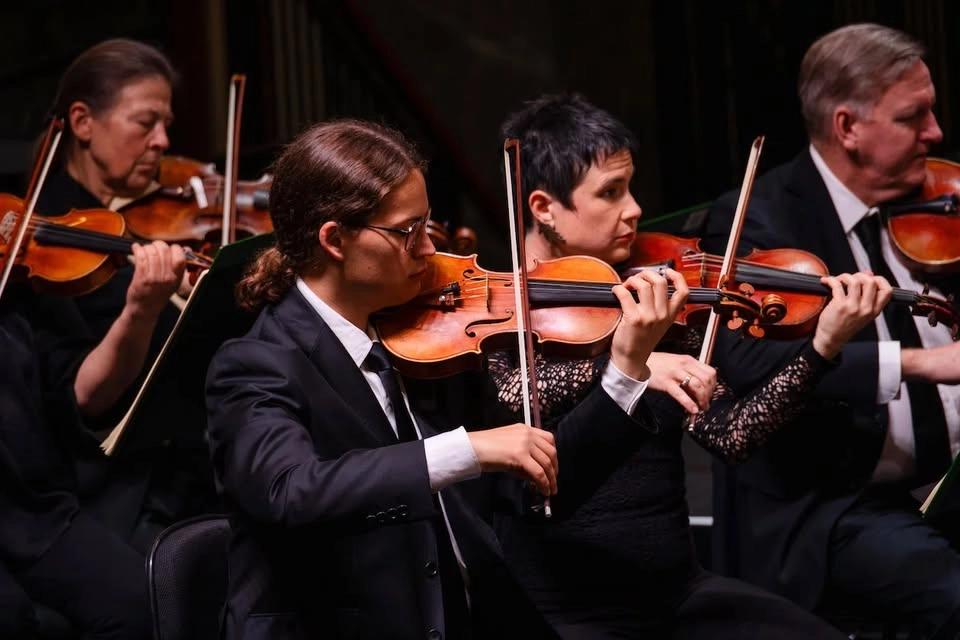 Los Angeles Philharmonic: Louis Langree - Brahms & Bizet - Los Angeles