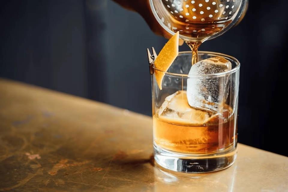 Cocktail Tour: A Night with Frank Lloyd Wright