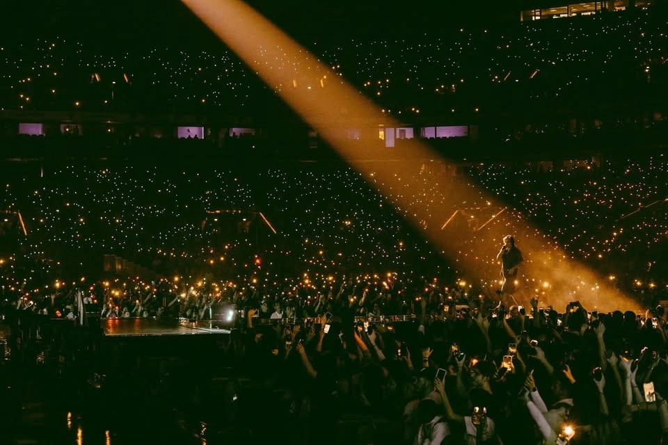 Orelsan • Accor Arena, Paris • 09-10-11-12-14-15-16-18-19-20-22-23-26-27-28.12.26