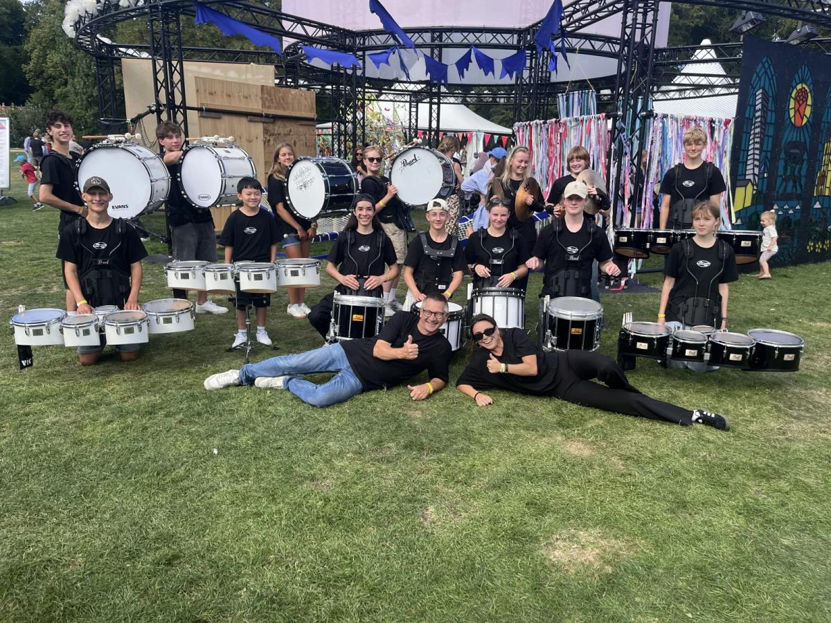 Marsch och konsert med Drumcorps