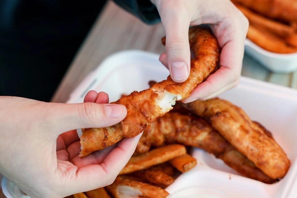 Owensboro, KY - On The Hook Fish and Chips