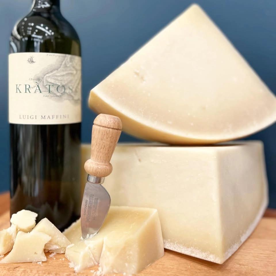 Free Weekly Wine and Cheese Tasting