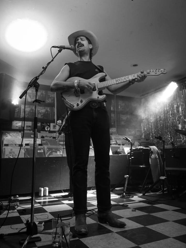 Dylan Earl (US) | Up Close Concerts x Mojo