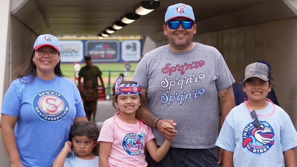 Rosauers Family Feast Night & Lawton Team Photo Giveaway