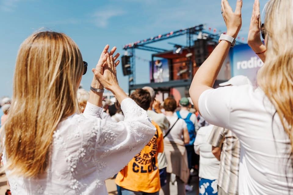 Radio 2 live vanop VRT Zomerhit