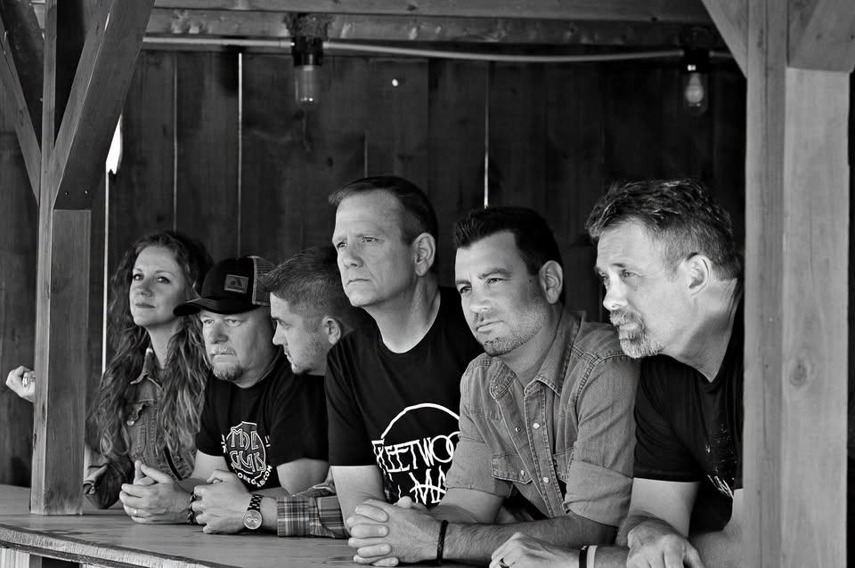 Fuedin' Hillbillys are back at Hangar 18!