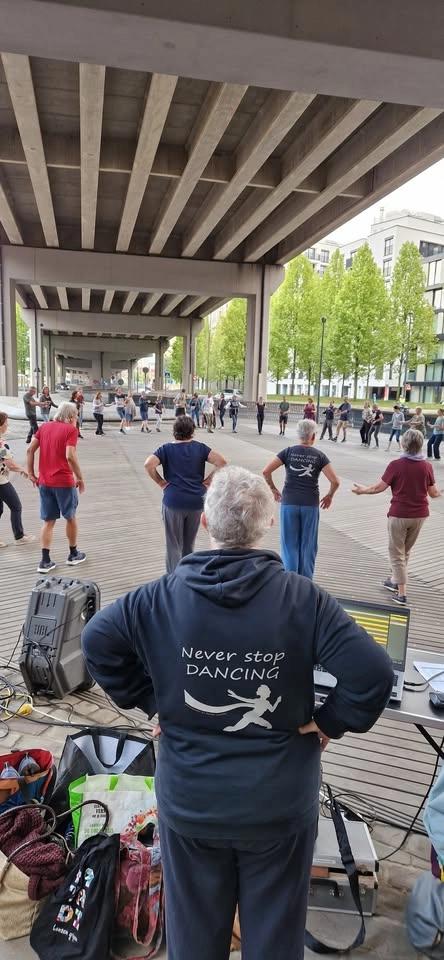 Openluchtinstuif werelddans