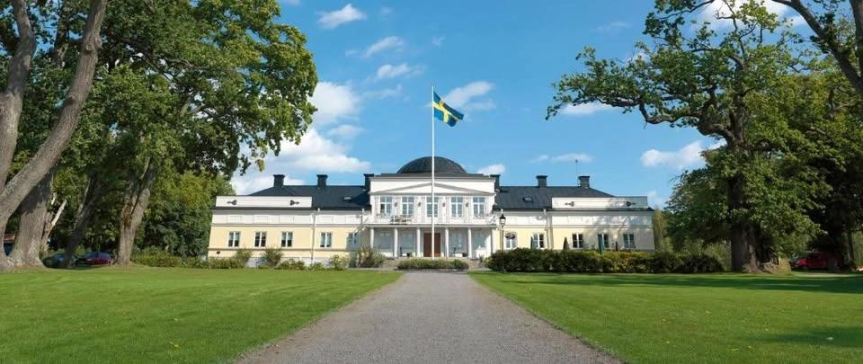 Välkommen till sommarens stora auktion i Gränsö Slott