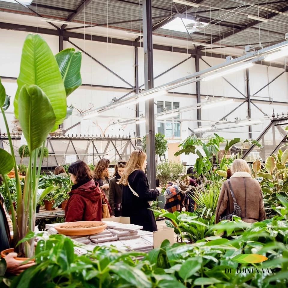 De Tuinen Van yard sale