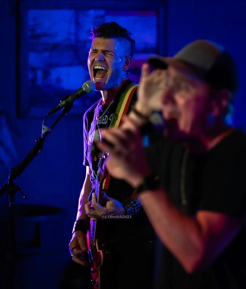 Sonic Shakers at The Hideaway